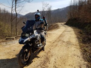 Excursii moto in Romania: 7 Days of On and Off-Road Riding